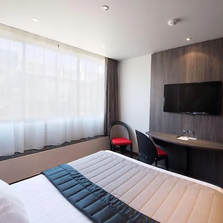 Best Western Premier Le Patio Des Artistes Wellness Jacuzzi-2