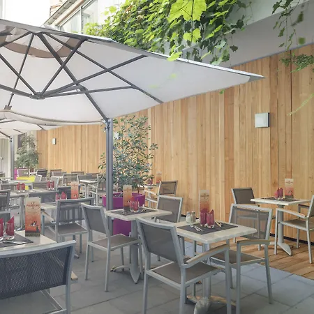 Clapclap Hotel Strasbourg-2