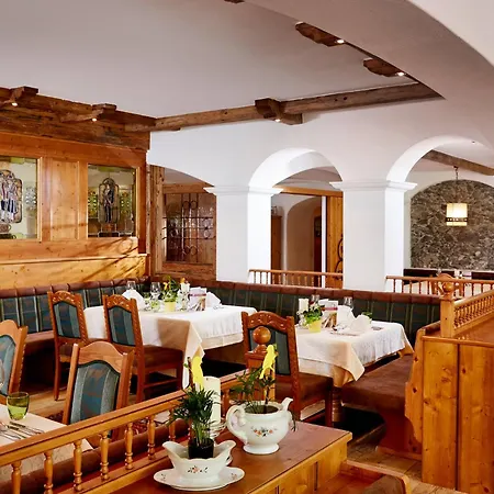 Romantikhotel Zell am See-3
