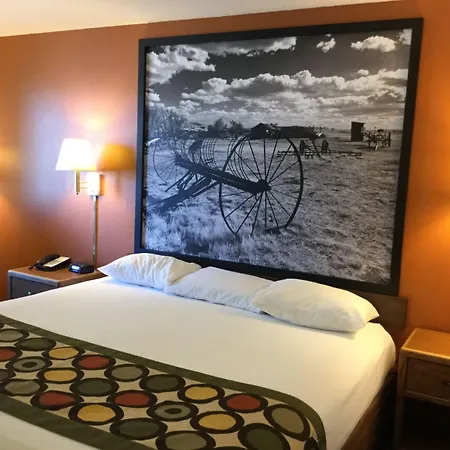 Super 8 By Wyndham Aberdeen East-3