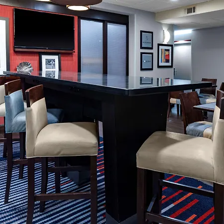 Hampton Inn Columbia-3