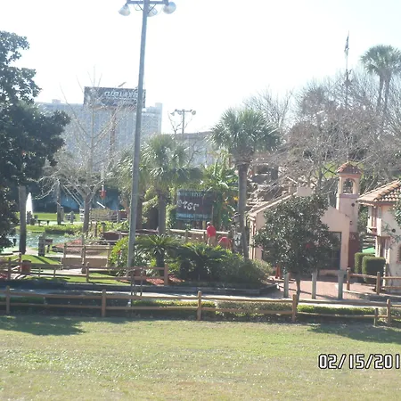 Red Roof Inn Panama City Beach-3