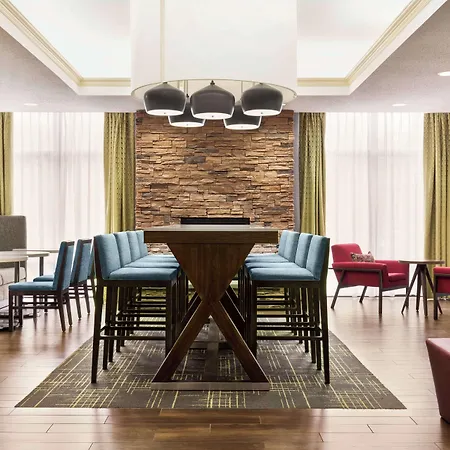 Hampton Inn Quakertown-3