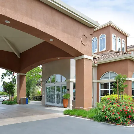 Hilton Garden Inn Napa-3
