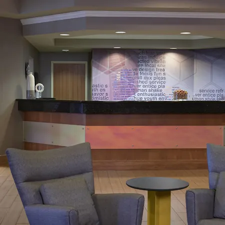 Springhill Suites By Marriott Frankenmuth-2