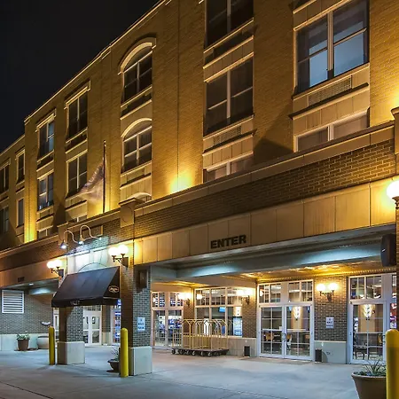 Hampton Inn At Tin Lizzie Gaming Resort-2