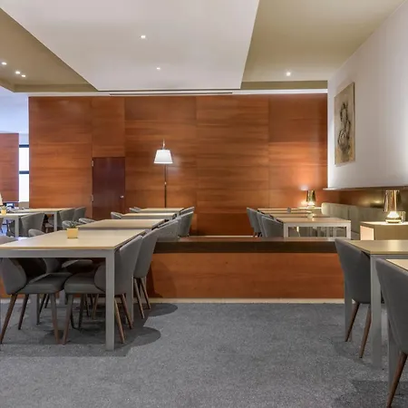 AC Hotel Alcalá de Henares by Marriott-2