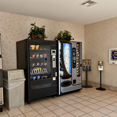 Best Western Club House Inn & Suites-2