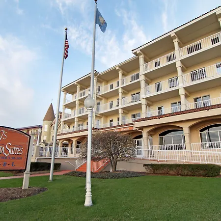 Bella Vista Suites Lake Geneva-3