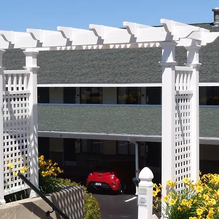 Baymont By Wyndham Petoskey-2