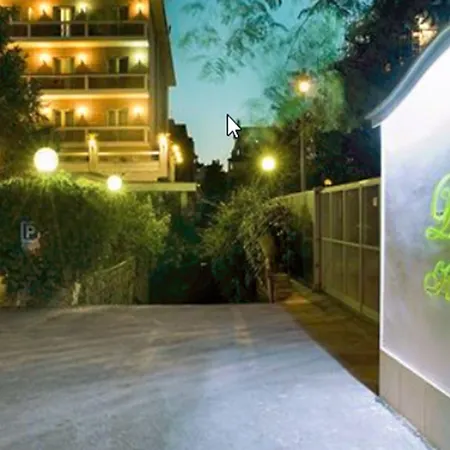 Pinewood Hotel Rome-2