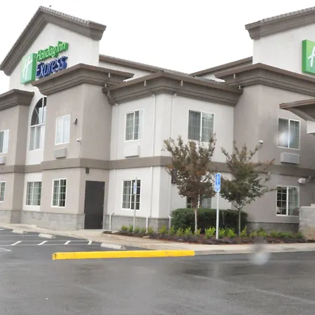 Holiday Inn Express & Suites Jackson By Ihg-2