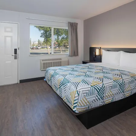 Motel 6-Fontana, Ca-2