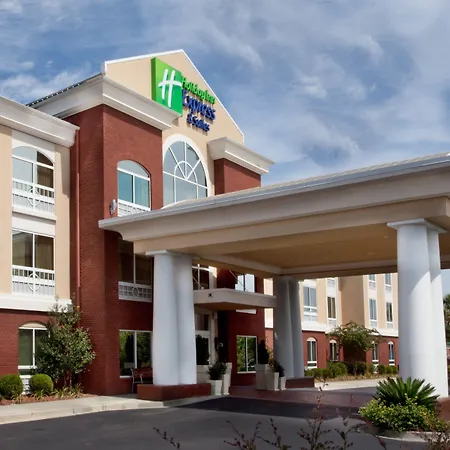 Holiday Inn Express Hotel & Suites - Sumter By Ihg-2