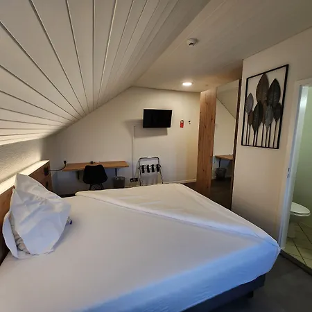 Hotel Bären Suhr-3