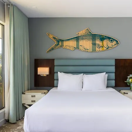 Lakehouse Resort-3