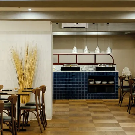 C-Hotels Club House Roma-2