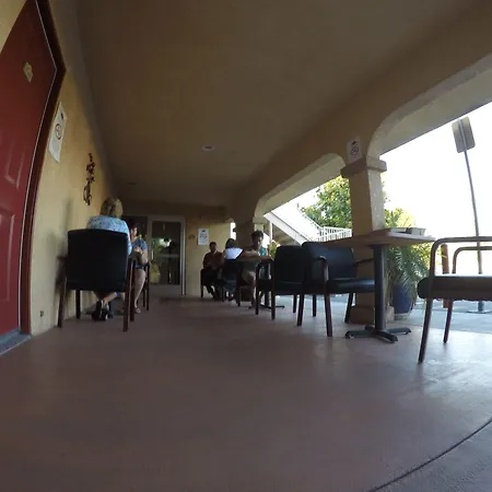 Loma Linda Inn-3