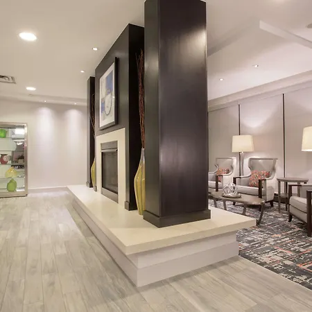 Hampton Inn & Suites Denver-Downtown-3