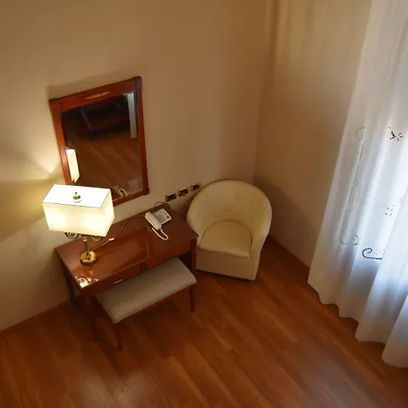 Hotel Centrum-2