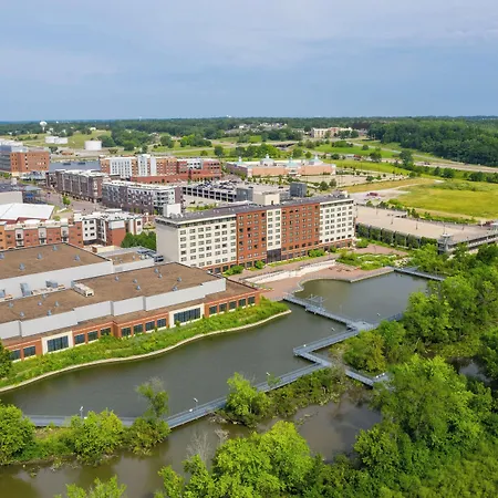 Hyatt Regency Coralville-3