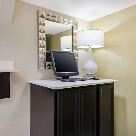 Best Western Edgewater Inn-2