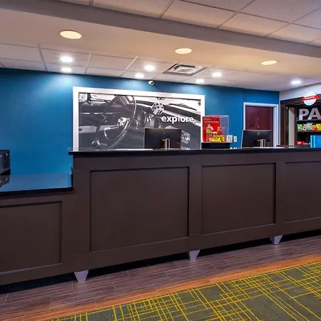 Hampton Inn Clarion-2