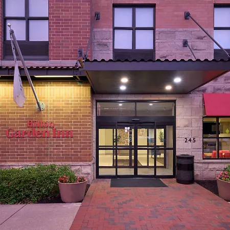 Hilton Garden Inn Bloomington-3