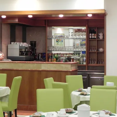 Hotel President Pomezia-3