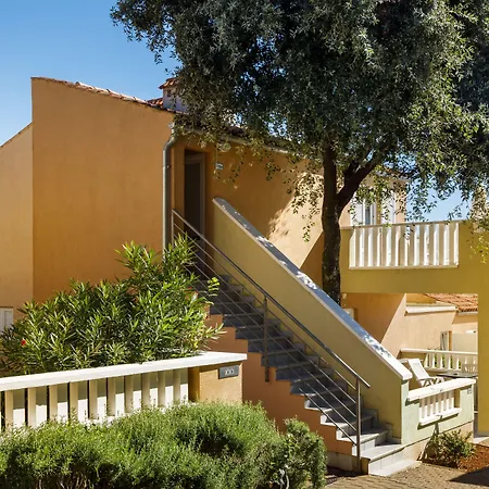 Maistra Select Amarin Resort-3