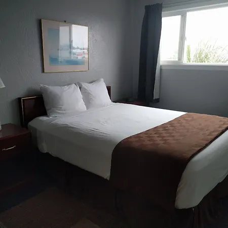 Ocean Shores Inn & Suites-3