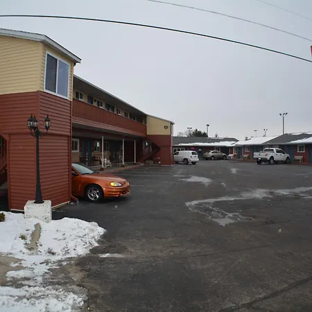 Chippewa Motel Mount Pleasant-2