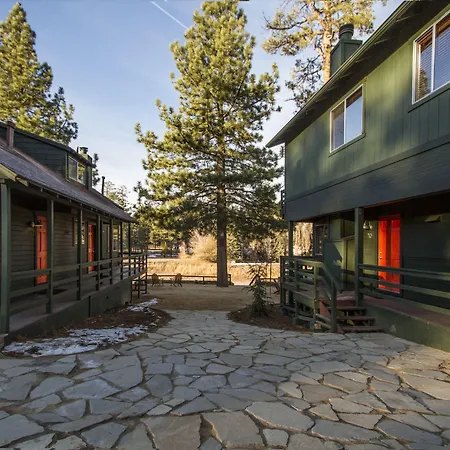 Noon Lodge-3