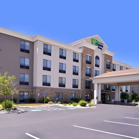 Holiday Inn Express & Suites Selma By Ihg-2