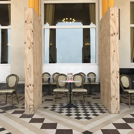 Thermae Palace-2