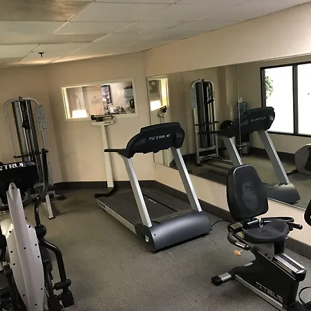 Wingate By Wyndham Erie-2