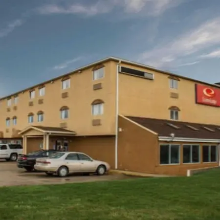 Econo Lodge-3