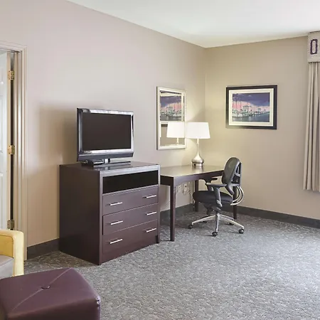 La Quinta By Wyndham Biloxi-3