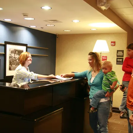 Hampton Inn Topeka-3