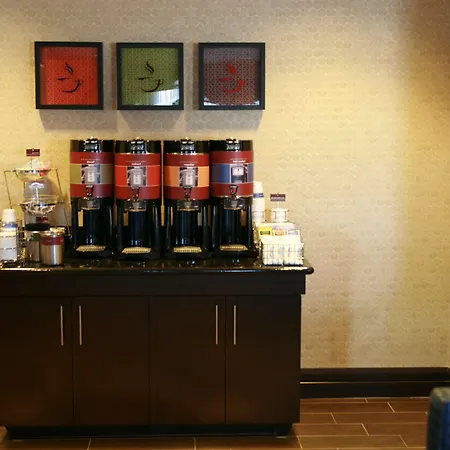 Hampton Inn Topeka-2