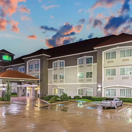 La Quinta By Wyndham Cleburne-3