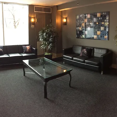 Hotel Faubourg Montreal Centre-Ville Downtown-3