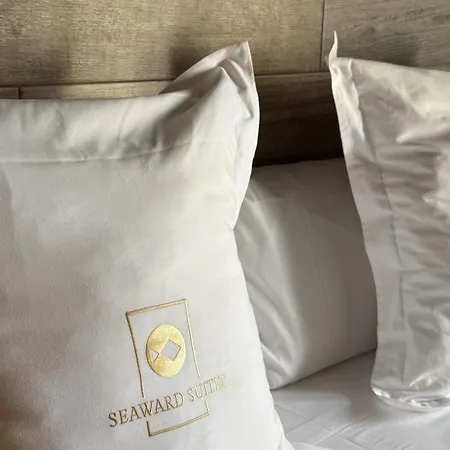 Pou By Seaward Suites (Adults Only)-2