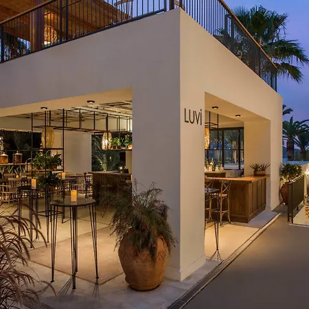 Club Marvy-3