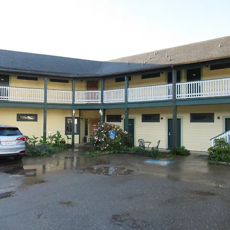 Gualala Country Inn-3