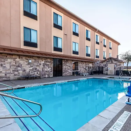 Red Lion Inn & Suites Mineral Wells-2