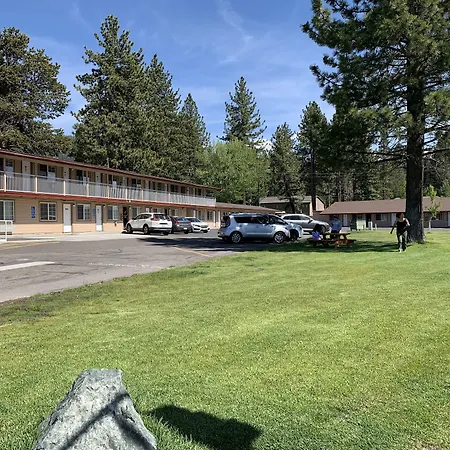 Beverly Lodge-3