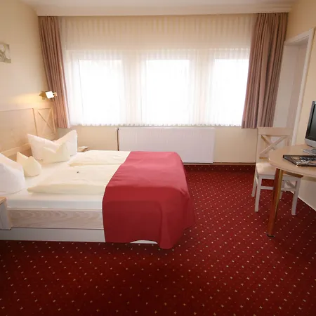 Hotel Acht Linden-2