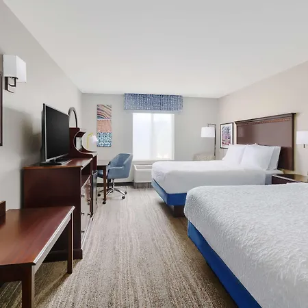 Hampton Inn & Suites West Sacramento-3