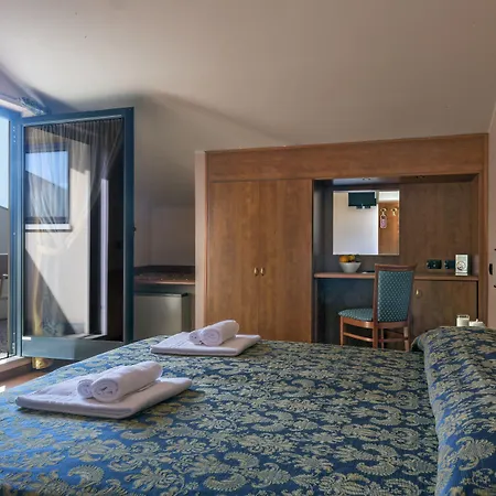 Hotel Postumia-3